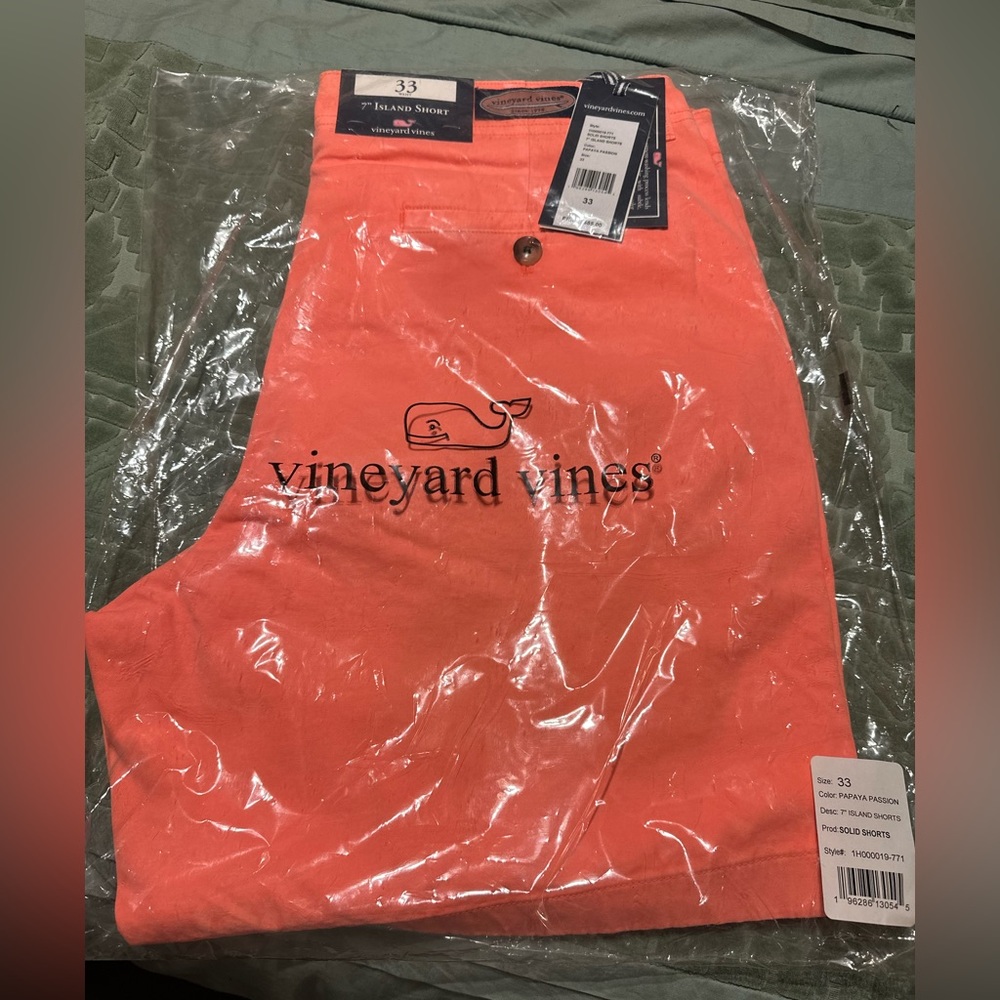 NWT Vineyard Vines shorts